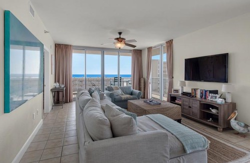 Pensacola Beach Hotel | Emerald Dolphin unit 650 - Three Bedroom Condo