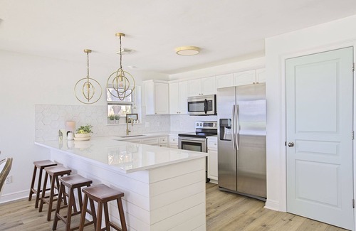 Crystal Beach Condo | Emerald Dunes 205 - Gulf Front, Corner Unit, Heated Community Pool, Hot Tub!