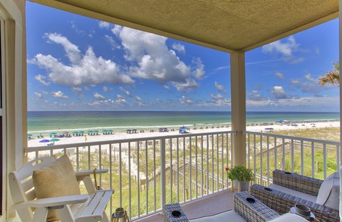 Crystal Beach Condo | Emerald Dunes 205 - Gulf Front, Corner Unit, Heated Community Pool, Hot Tub!