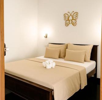 Udawalawa Cabin | EMERALD HAVEN SAFARI Cottages
