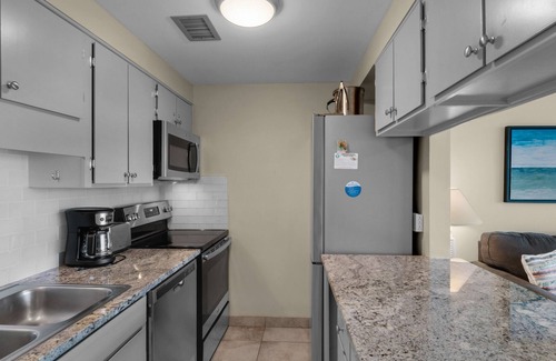 Seagrove Beach Condo | Emerald Hill 9- Gulf Front - Seagrove Beach + Free Attraction Tickets!