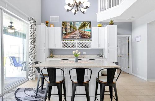 West Kissimmee Villa | Emerald Island Resort 6 Bed Pool & Spa villa