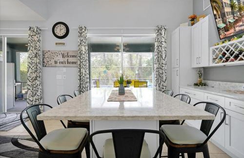 West Kissimmee Villa | Emerald Island Resort 6 Bed Pool & Spa villa