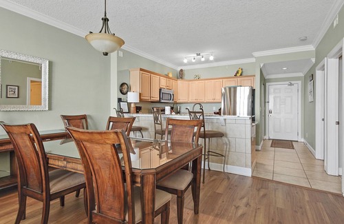 West Panama City Beach Condo | Emerald Isle 706 - Complimentary beach chair service! included!