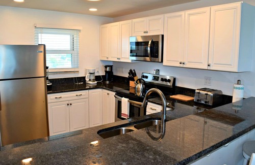 Fort Walton Beach Condo | Emerald Isle 509 by Alicia Hollis Rentals Open Aug 4 FREE TICKETS! $300/Day