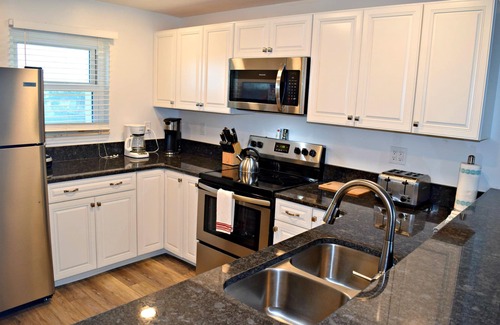 Fort Walton Beach Condo | Emerald Isle 509 by Alicia Hollis Rentals Open Aug 4 FREE TICKETS! $300/Day