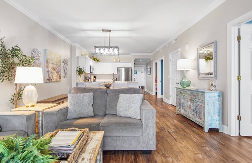 West Panama City Beach Condo | Emerald Isle 1906 - Front row beach chair service included!