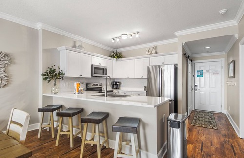 West Panama City Beach Condo | Emerald Isle 1906 - Front row beach chair service included!