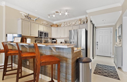 West Panama City Beach Condo | Emerald Isle 1606 - Spectacular beachfront condo! Chair service included!