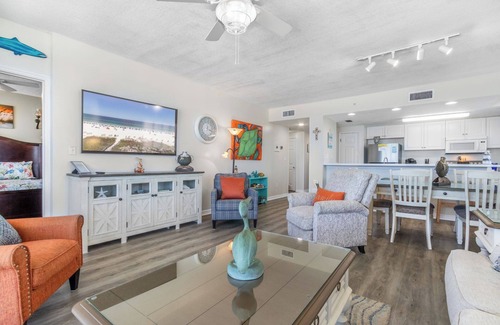 Orange Beach Condo | Emerald Key 401 A Spacious Beachfront Corner Unit Directly on the Gulf of Mexico