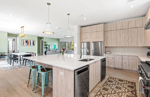 Santa Rosa Beach House | Emerald Palace by AvantStay | 10BDR w/Private Pool & Golf Cart