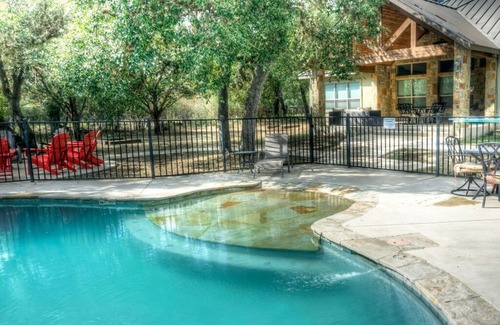 Concan House | Emerald, Private Pool, Wi-Fi, @ Frio River Vacation Rentals