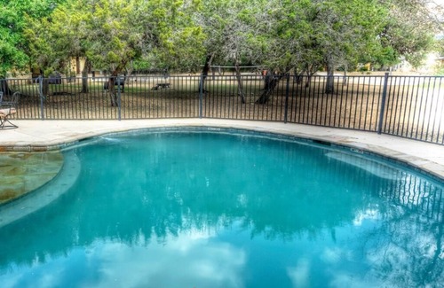 Concan House | Emerald, Private Pool, Wi-Fi, @ Frio River Vacation Rentals