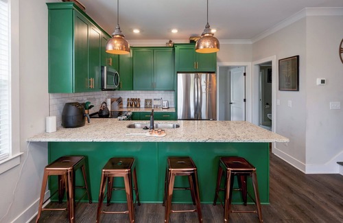 Lakewood House | Emerald Shores | Rooftop Deck