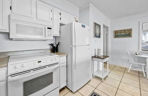Laguna Beach Condo | Emerald Shores #1001 - 1 Br condo by RedAwning