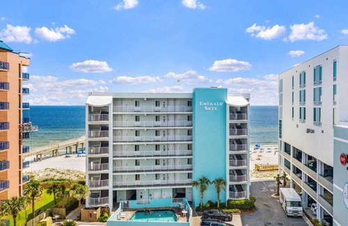 Orange Beach Condo | Emerald Skye #56 - Million Dollar View Fifth Floor Corner Unit- Orange Beach AL
