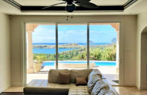 Savannes Villa | Emerald Vista Villa
