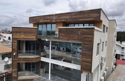 Accra Apartment | Emeri - Premium Two Bedroom Apt