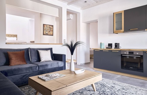 Merichas Hotel | EmGard Suites Kythnos