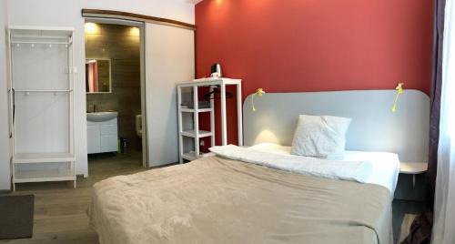 Mukachevo Apartment | Emilia - Villa & Parking