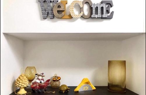 Como Apartment | Emily
