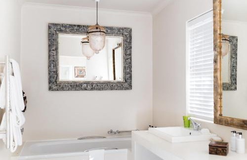 Plettenberg Bay Cabin | Emily Moon River Lodge