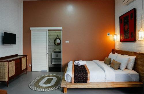 Dinoyo Villa | Emka Villa Traditional Minimalist