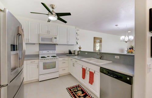 Princeville Condo | Emmalani Court #525 - a 2br/2ba ocean view condominium in Princeville
