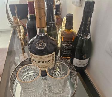 Drancy Bed & Breakfast | Emmanuel INN 1