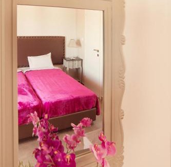 Ouranoupoli Apartment | Emmeleia Accommodation by Maria Riga