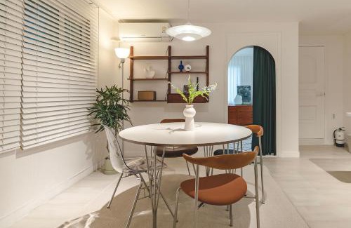 Yeonnam-dong Apartment | Emotional, 3type inteior style