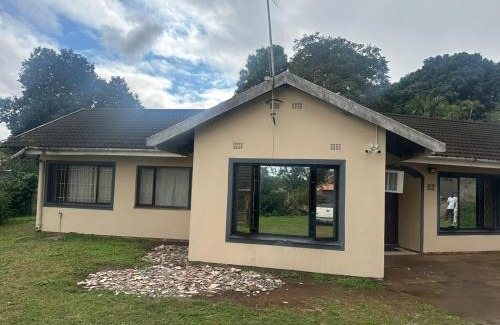 Empangeni House | Empangeni guest house 2