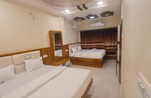 Ujjain Hotel | Empire Hotel & Restaurant