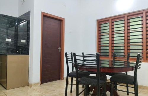 Sulthan Bathery Apartment | Empire Life Pool Villa