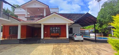 Vayittiri Villa | Empire Pool Villa