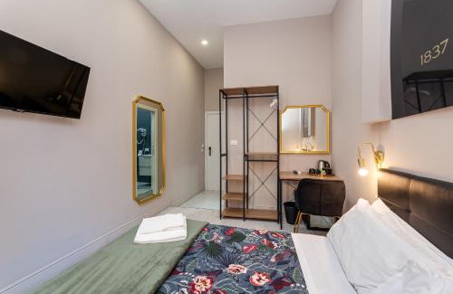 Prati House | Empire Suites