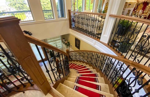 Surrey Hotel | Empress Hotel Stays
