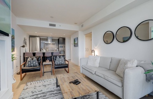Downtown Victoria Condo | Empress Shores - your stylish home away from home in downtown Victoria by Victoria Prime!