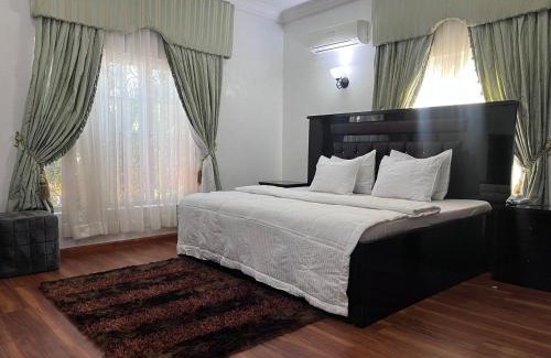 Bukuru Apartment | Empyrean