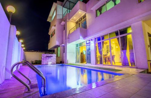Lonavala House | EMPYREAN STAY ll BRAMHA PALACE ll 6BHK ll PRIVATE POOL ll MALAVALI
