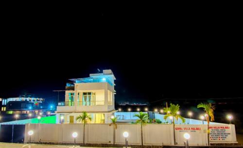 Lonavala House | EMPYREAN STAY ll BRAMHA PALACE ll 6BHK ll PRIVATE POOL ll MALAVALI