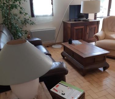 Nolay House | En Beauvoir