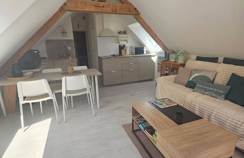 Sarzeau Apartment | En Bord de Mer, Appartement au 1er Étage Avec Terrasse Spacieuse