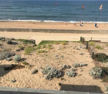 Batz-sur-Mer Apartment | En bord de mer, vue et accès direct à la plage