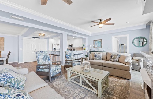Silver Sands Beach Condo | En Soleil 1022W - Beachfront, Pool, Free Golf Daily Incl, Private Beach, Hot Tub