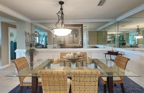 Silver Sands Beach Apartment | En Soleil #922 West