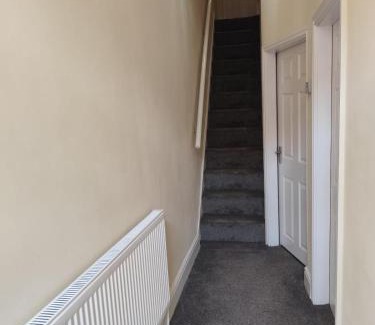 Salford House | En-Suite Double-Bedroom in the Heart of Salford Manchester CR1 Perfect for Short Stays