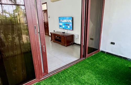 Msasani House | En-Suite Rooms W/Pool & Gym in Mikocheni Near Beach