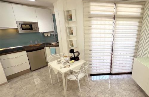 Los Cristianos Apartment | Encantador Apartamento con Terraza, Los Cristianos
