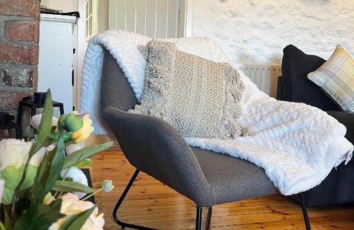 Mullaghbawn House | Enchanted Cottage